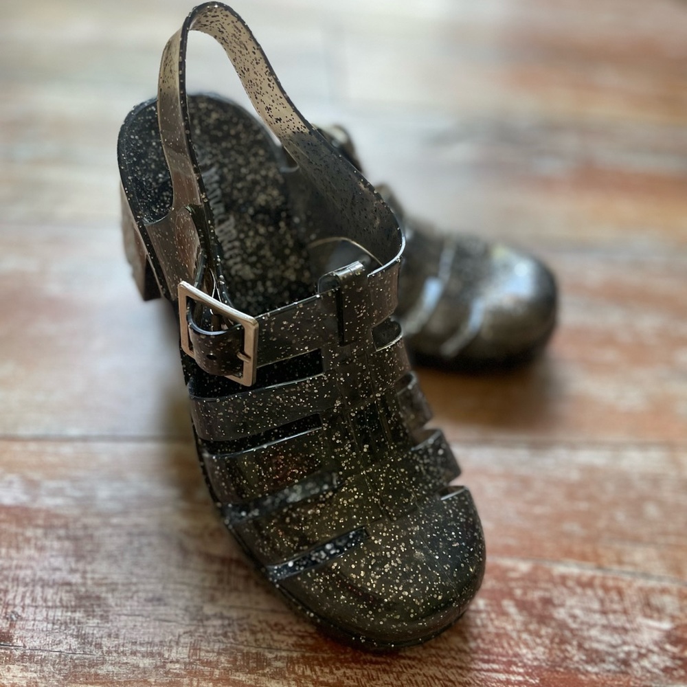 Jelly shoes by Nature Breeze